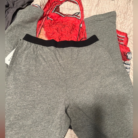 Essentials fear of God pants ! - Picture 6 of 6